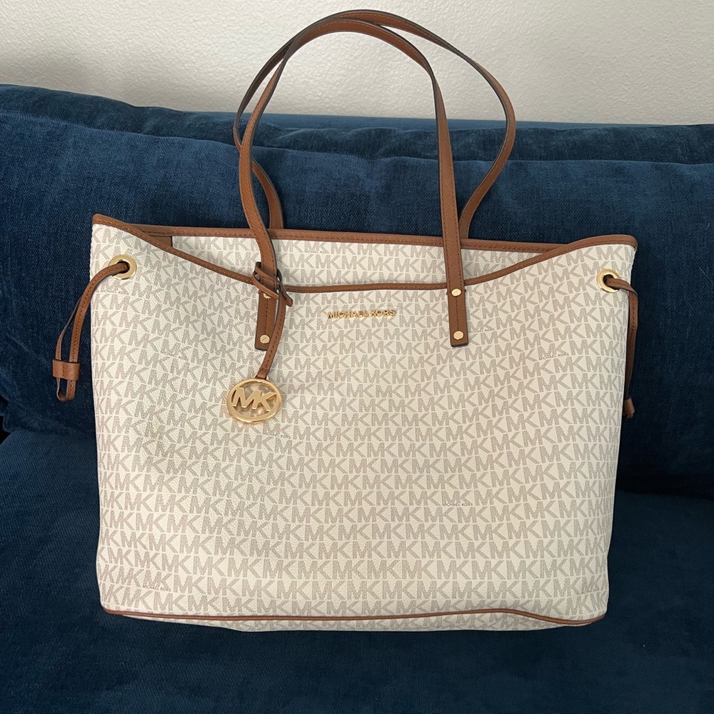 NWOT Michael Kors Large Tote